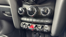 MINI Hatchback 1.5 Cooper Classic 5dr Auto Petrol Hatchback